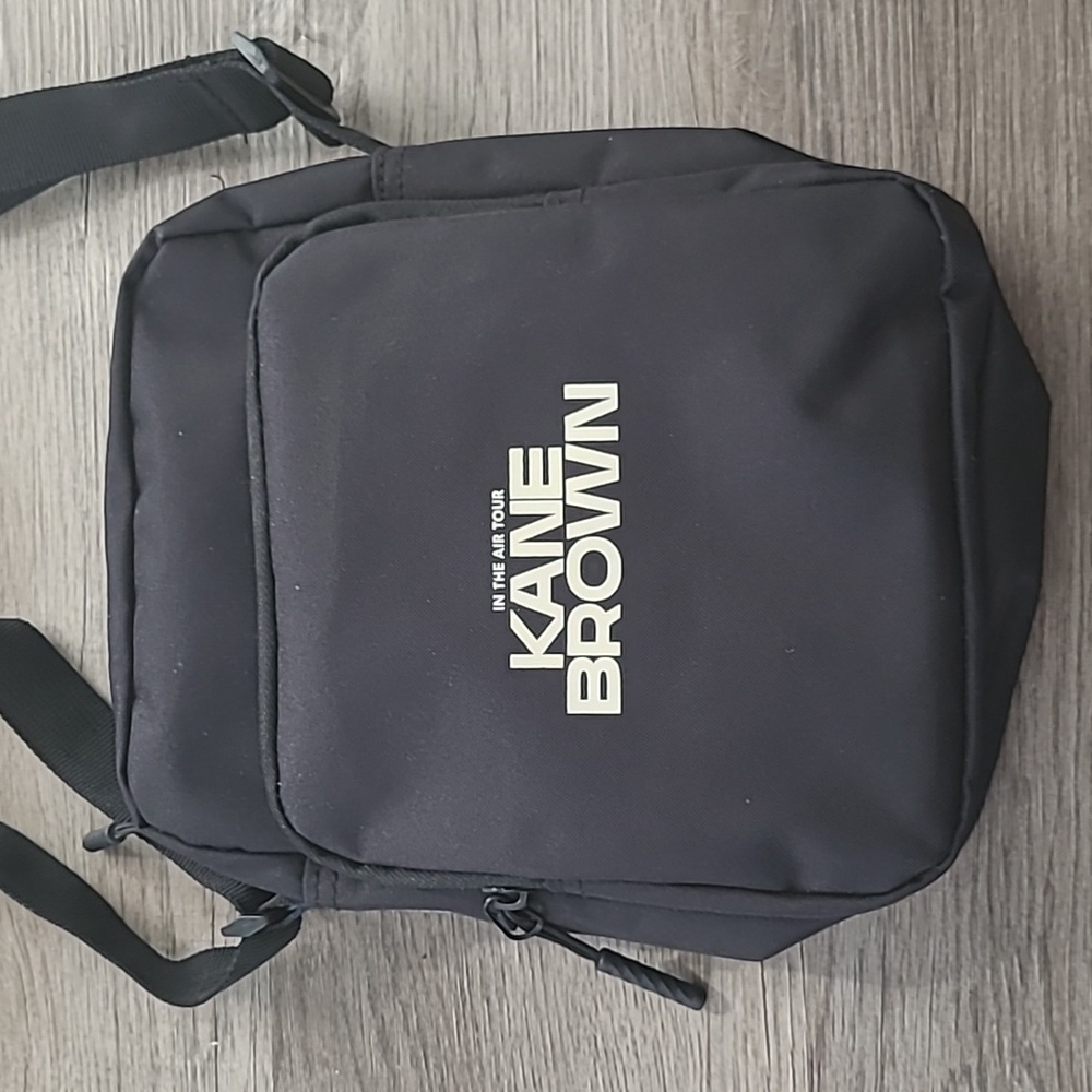 Kane Brown - In The Air Tour Bag - Picture 2 of 7
